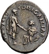 Denar des Hadrian mit Darstellung als Restitutor Galliae