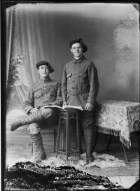 Zwei französische Kriegsgefangene: François Combrisson und Alexandre Petit