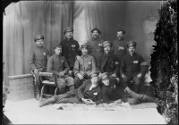 Französische und russische Kriegsgefangene im Weiß’schen Atelier